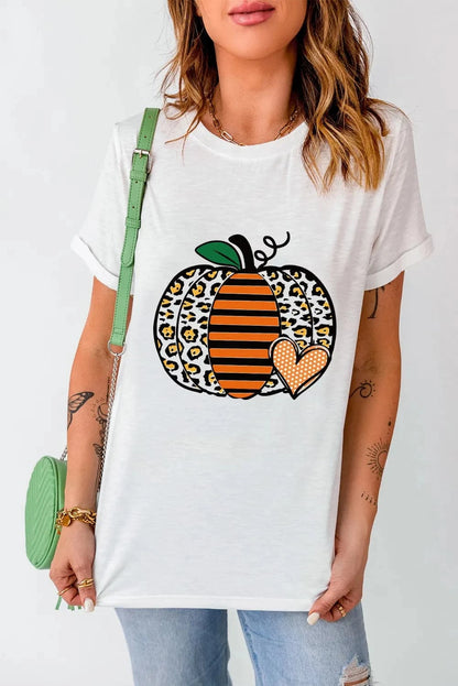 Fall-inspired pumpkin graphic tee for cozy autumn days