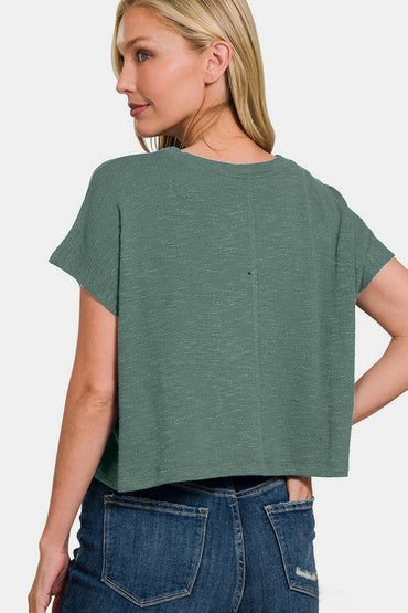 Zenana Round Neck Short Sleeve Crop T-Shirt.