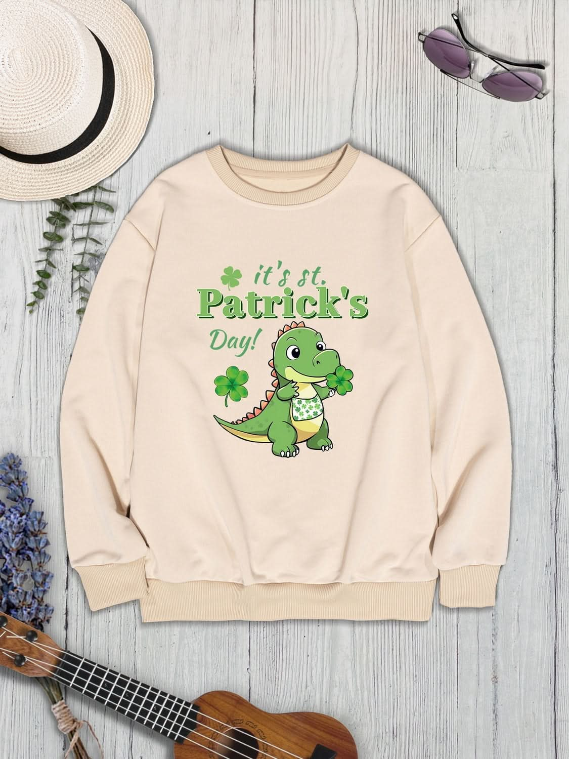 IT'S ST. PATRICK'S DAY Graphic Round Neck Sweatshirt