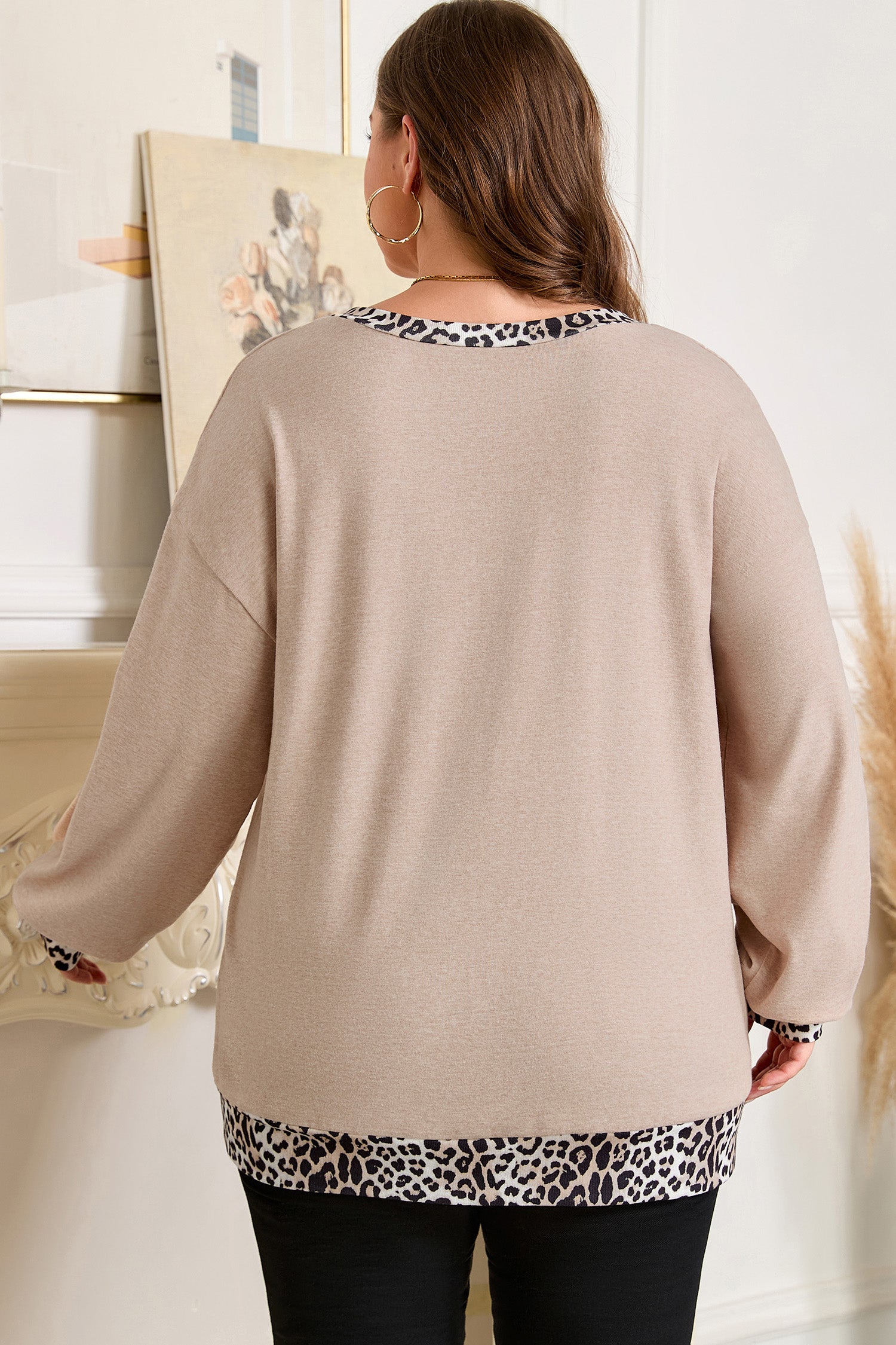 Parchment Leopard Patchwork V Neck Long Sleeve Plus Size Top Dear-Lover Dropshipping