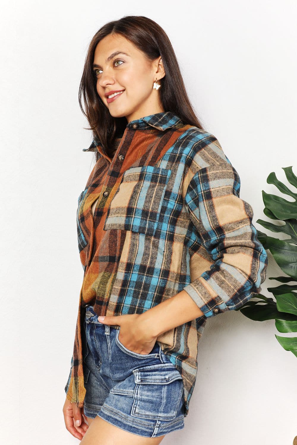 Plaid perfection curved hem shirt jacket with functional pockets