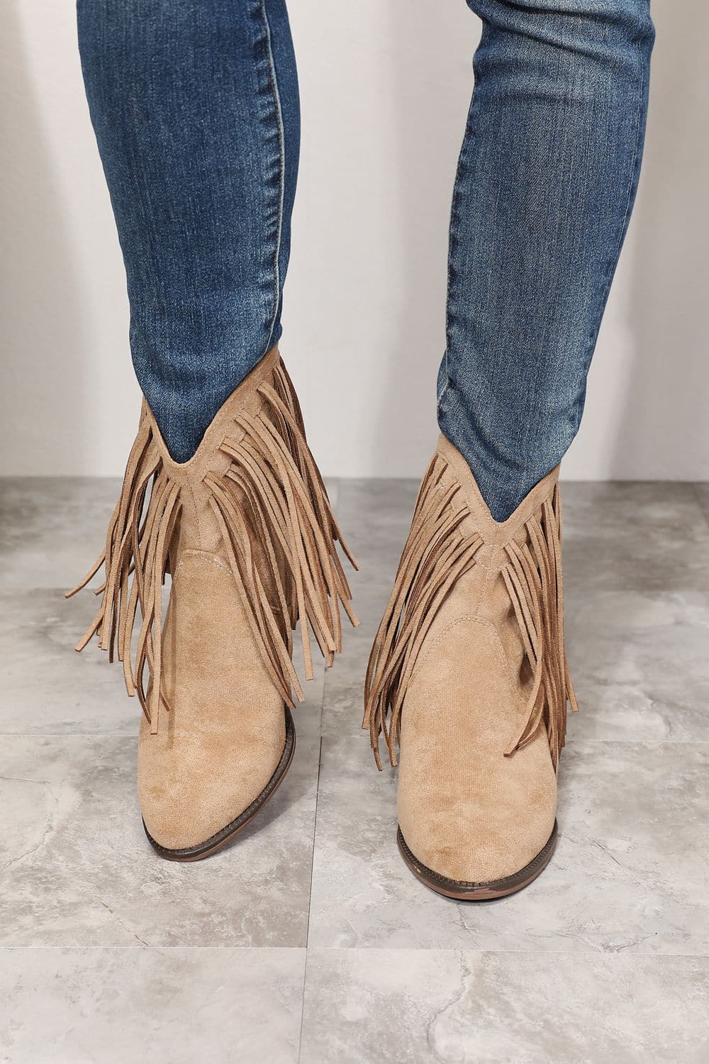 Legend Women's Fringe Cowboy Western Ankle Boots.