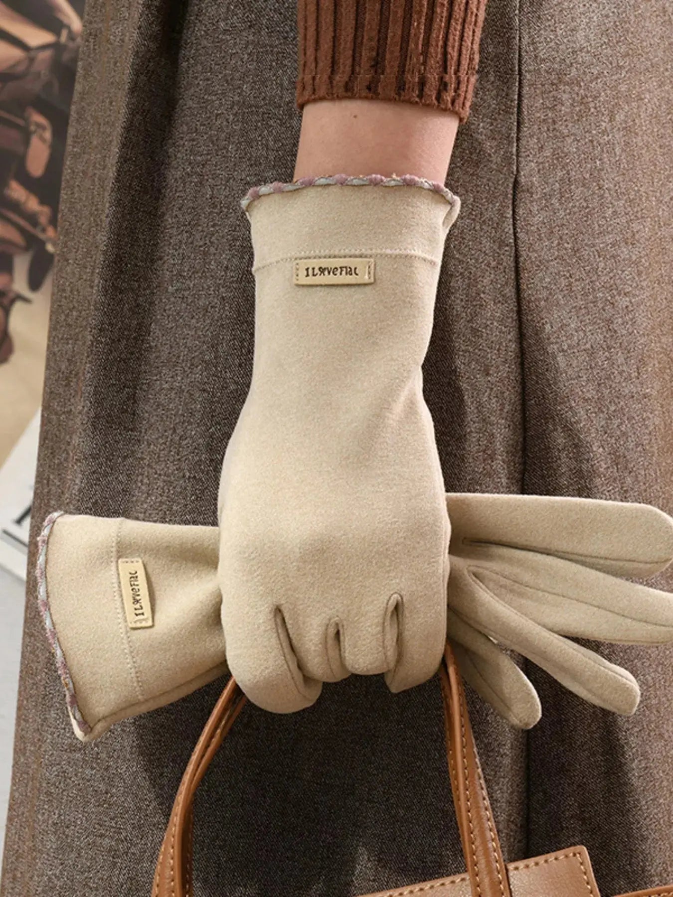 Lightweight Touchscreen Gloves Simply Love
