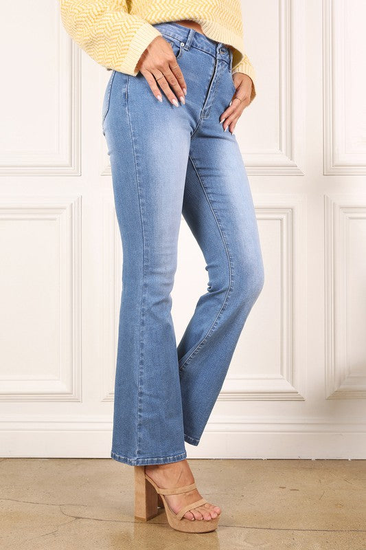 Stylish blue stretch flare jeans for a chic look