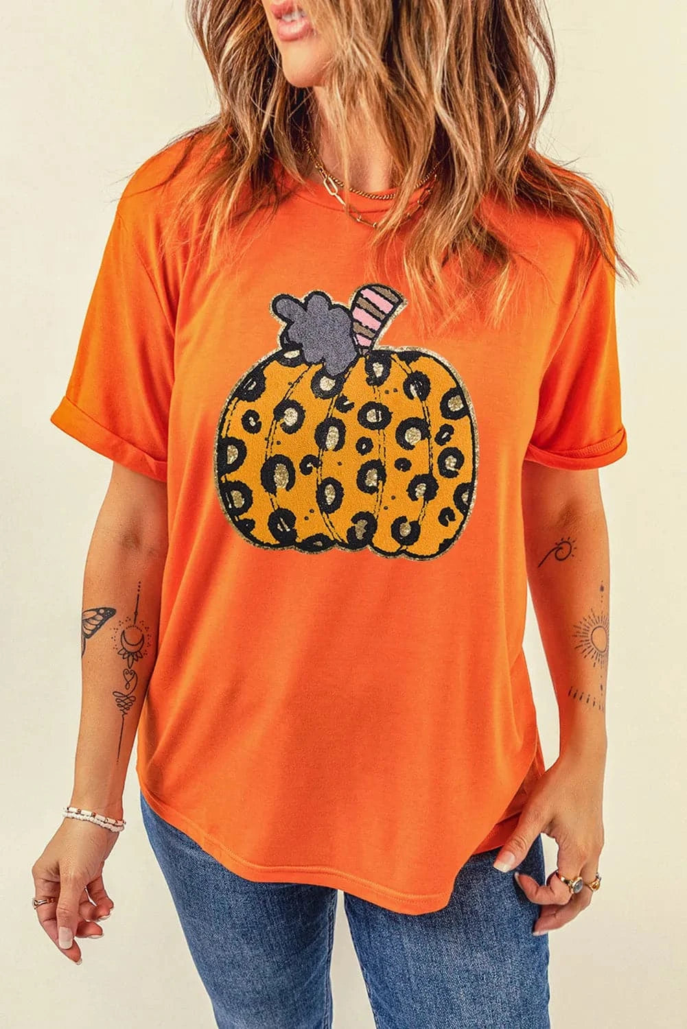 Cozy pumpkin short sleeve tee for effortless style