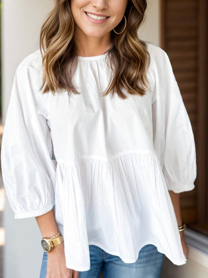 Elegant cotton blouse with bow