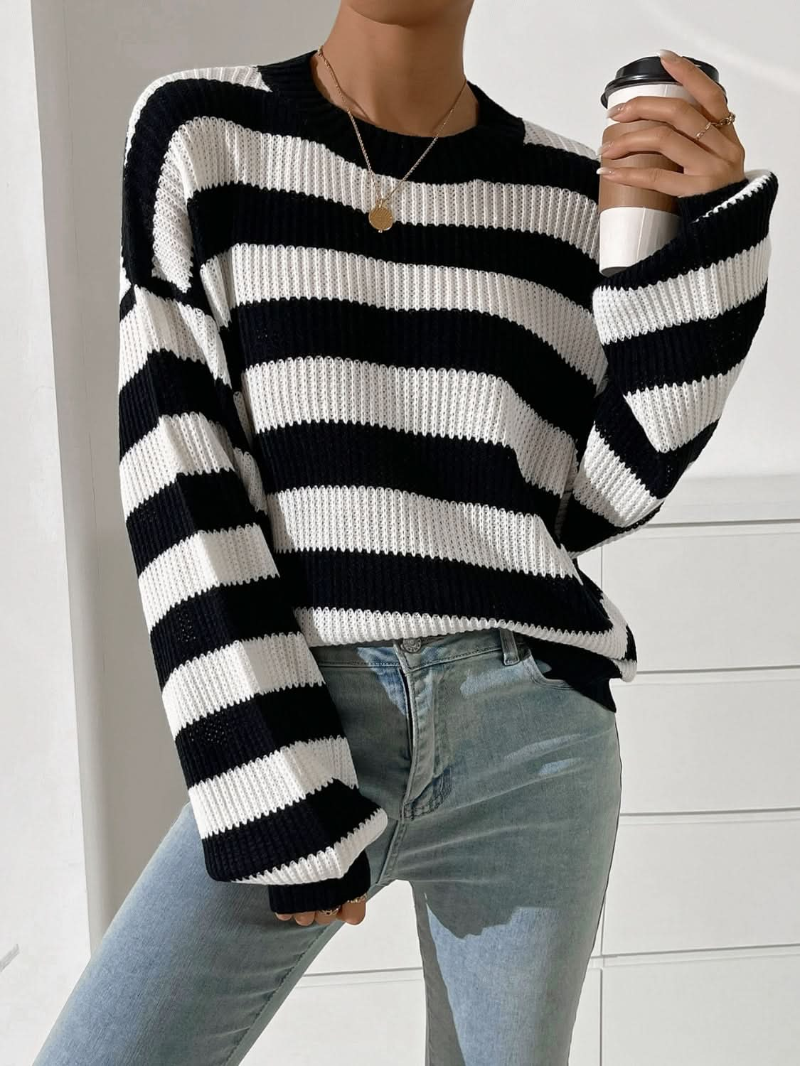 Cozy honey striped long sleeve sweater with round neck