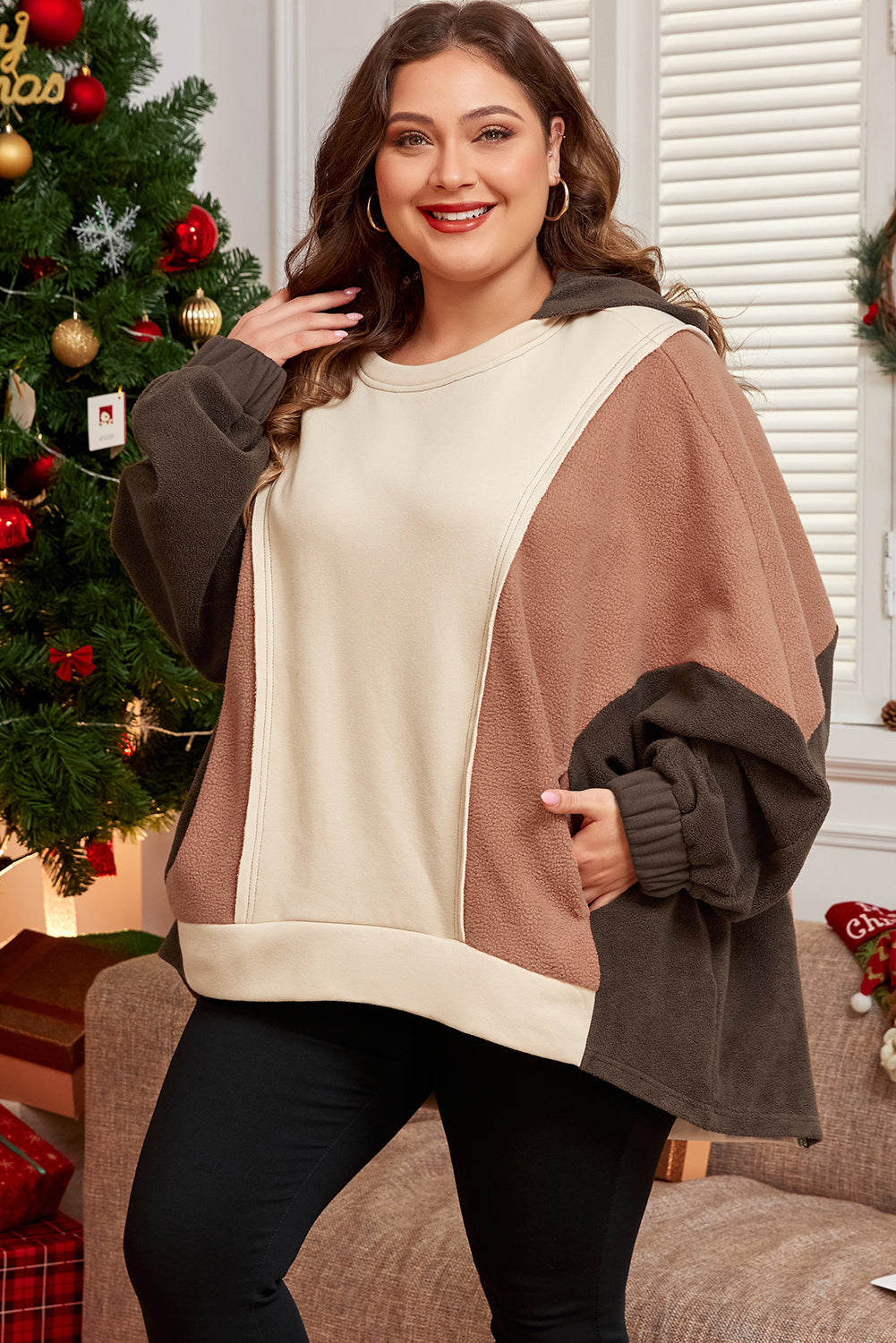 Chic colorblock plus size hoodie with exposed seams