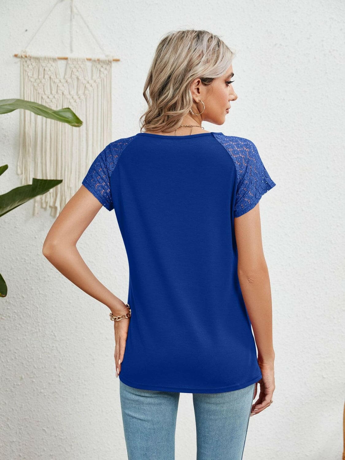 Lace Detail Round Neck Short Sleeve T-Shirt.