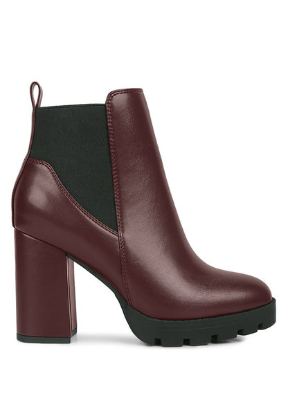 Stylish dual-tone Chelsea boots with block heels