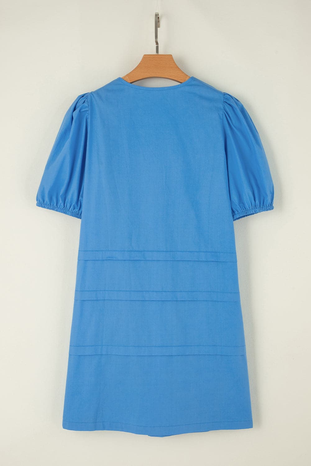 Pocketed V-Neck Short Sleeve Dress.