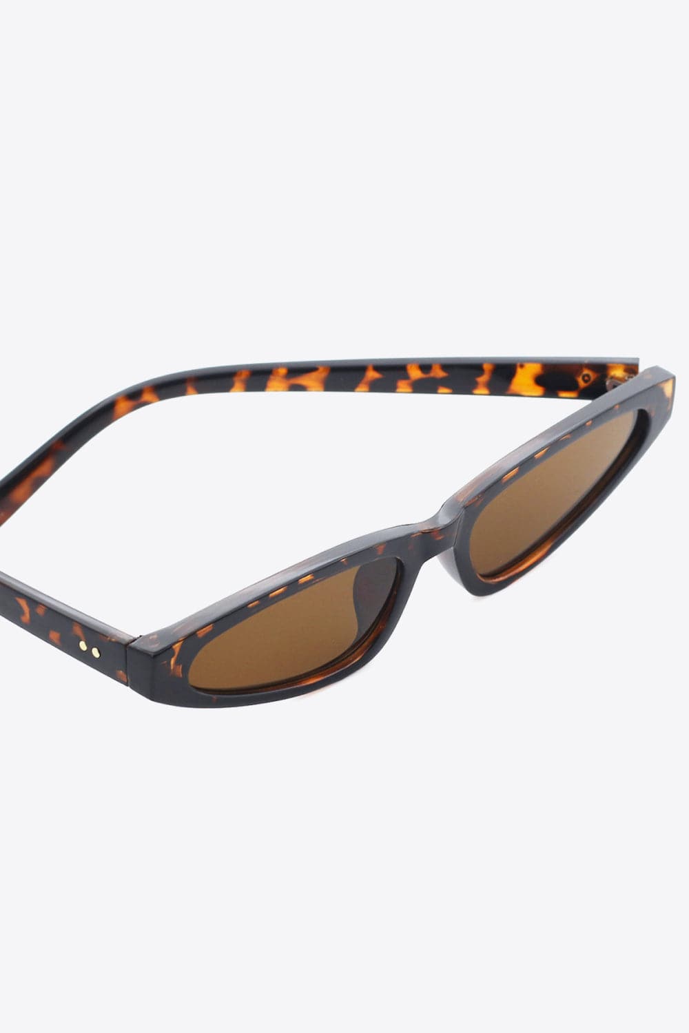 Polycarbonate Frame UV400 Cat Eye Sunglasses.