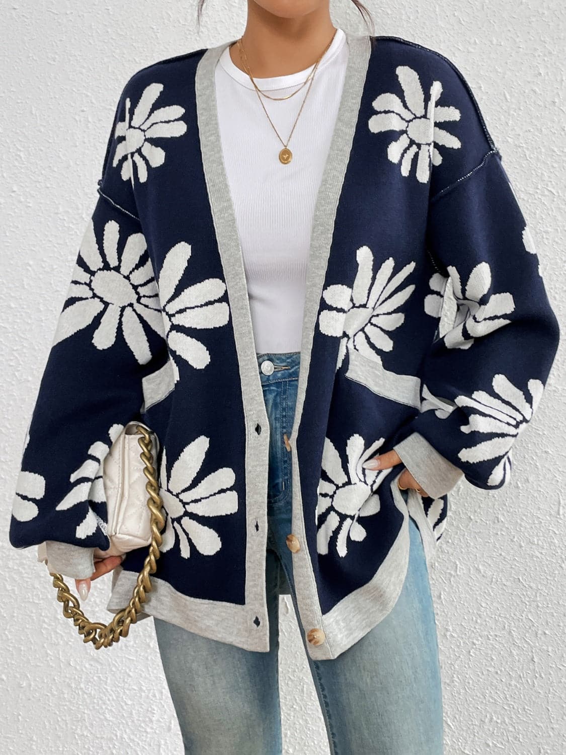 Contrast Dropped Shoulder Long Sleeve Cardigan.