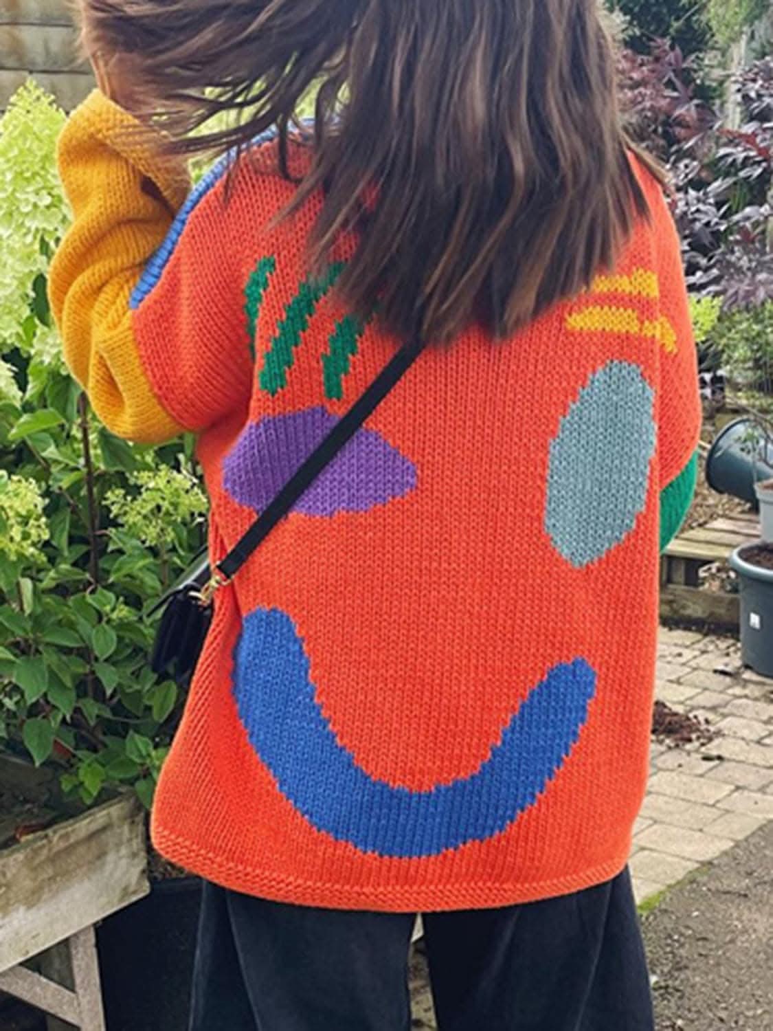Cozy colorblock pullover, 100% polyester - Love Salve 