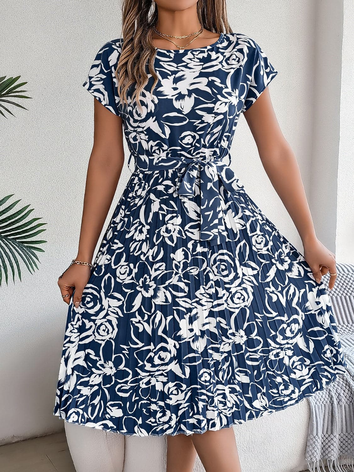 Tied Pleated Printed Short Sleeve Dress.