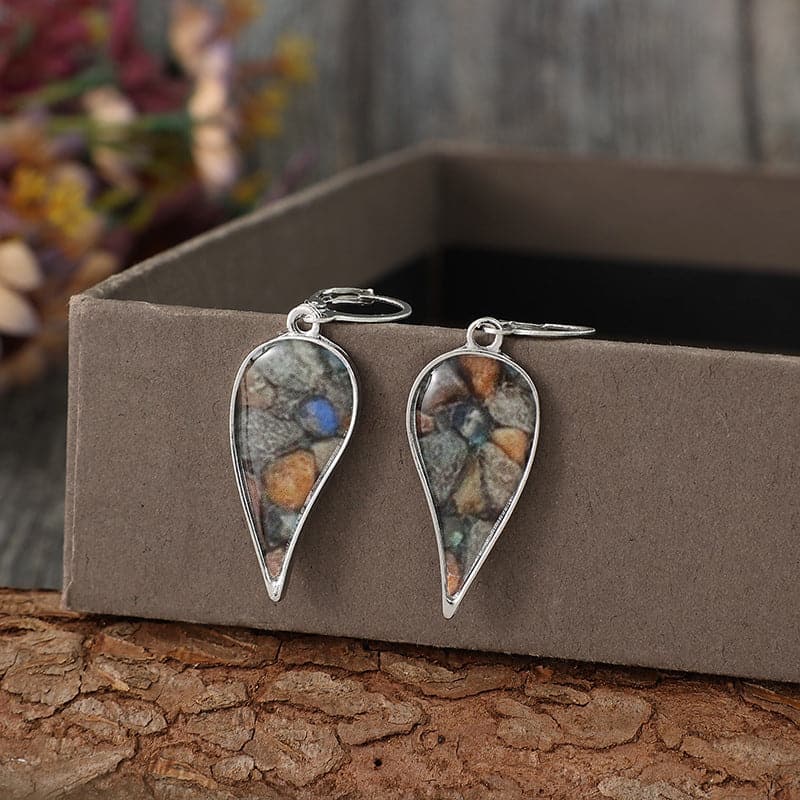 Natural Stone Dangle Earrings.