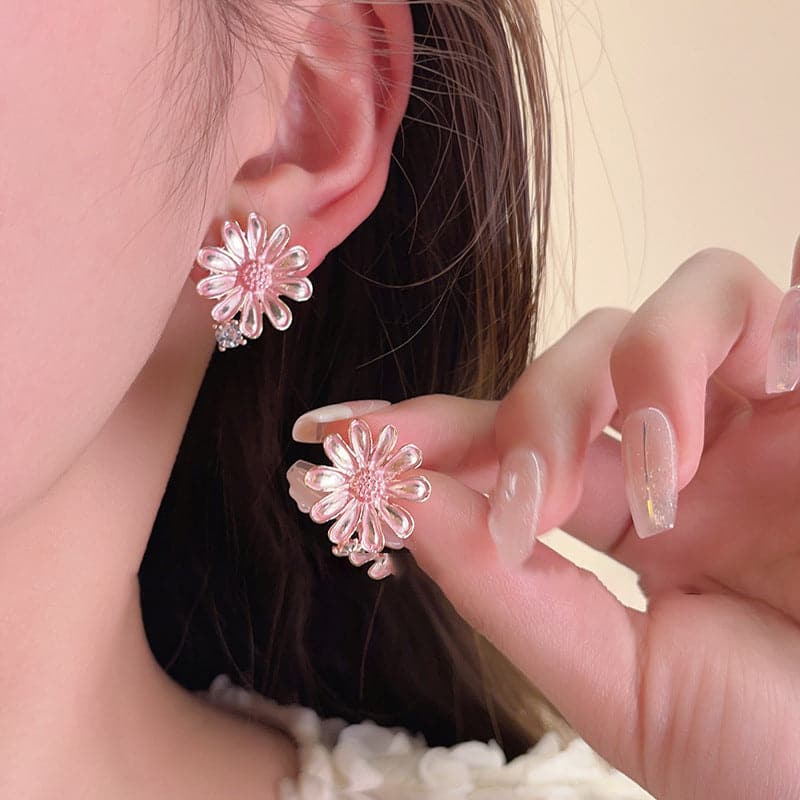 Alloy Drip Oil Flower Stud Earrings.