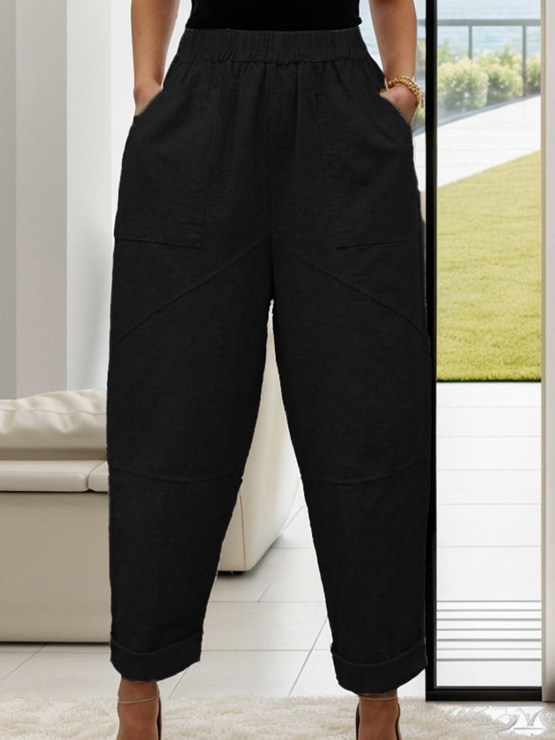 Comfortable sheer pocket pants with elastic waistband