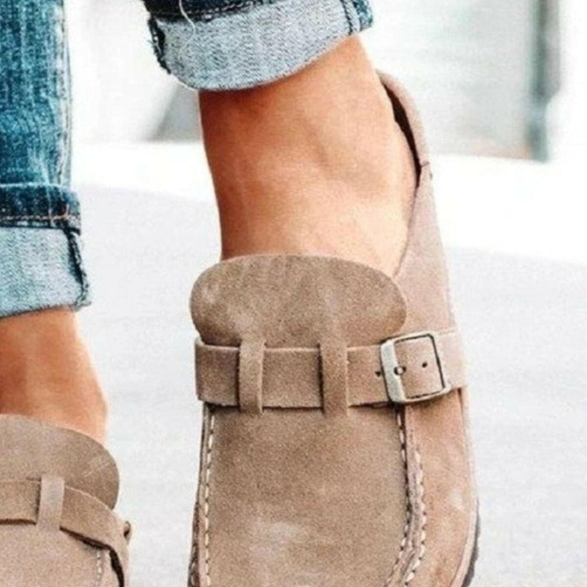 Round Toe Low Heel Buckle Loafers.