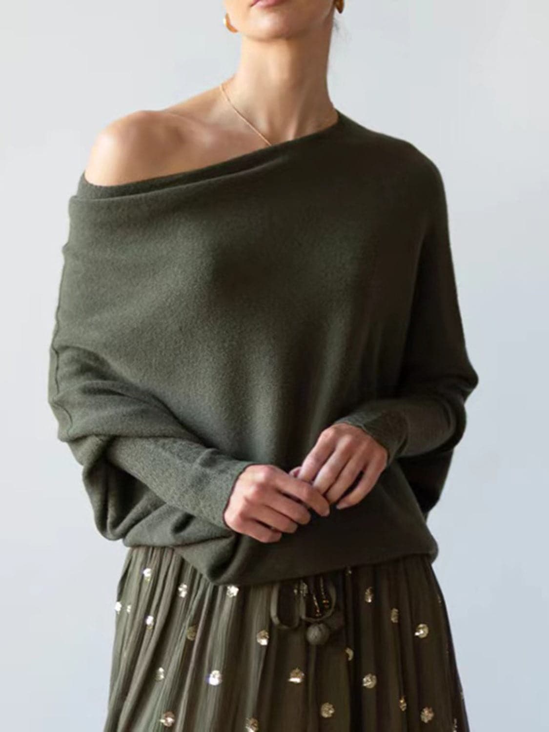 Full Size Boat Neck Batwing Sleeve Knit Top.