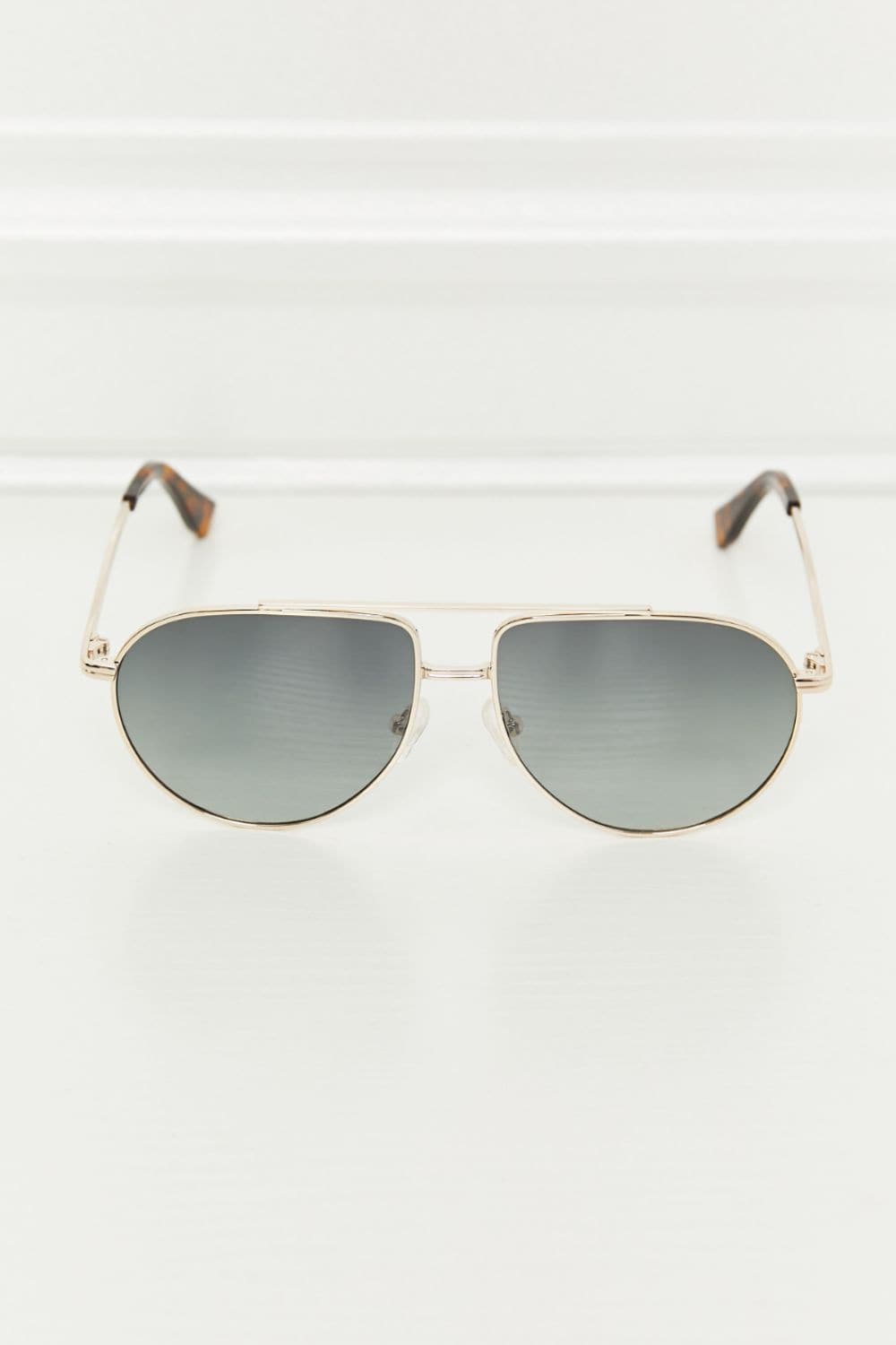 TAC Polarization Lens Aviator Sunglasses.