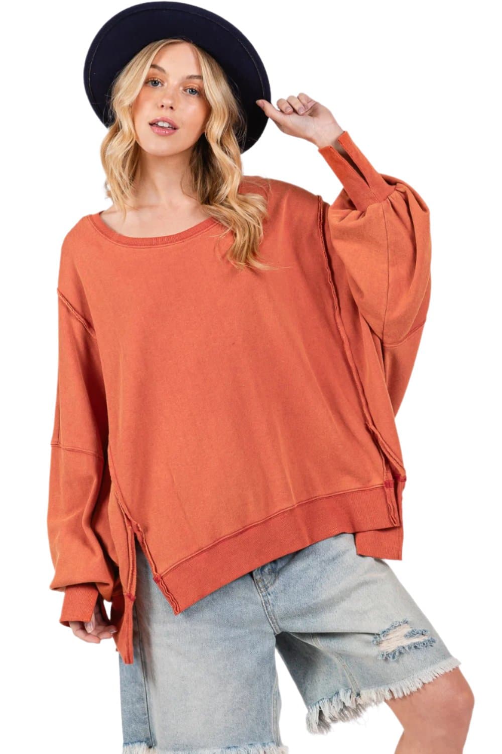 Mineral wash oversized sweatshirt with stylish side slits