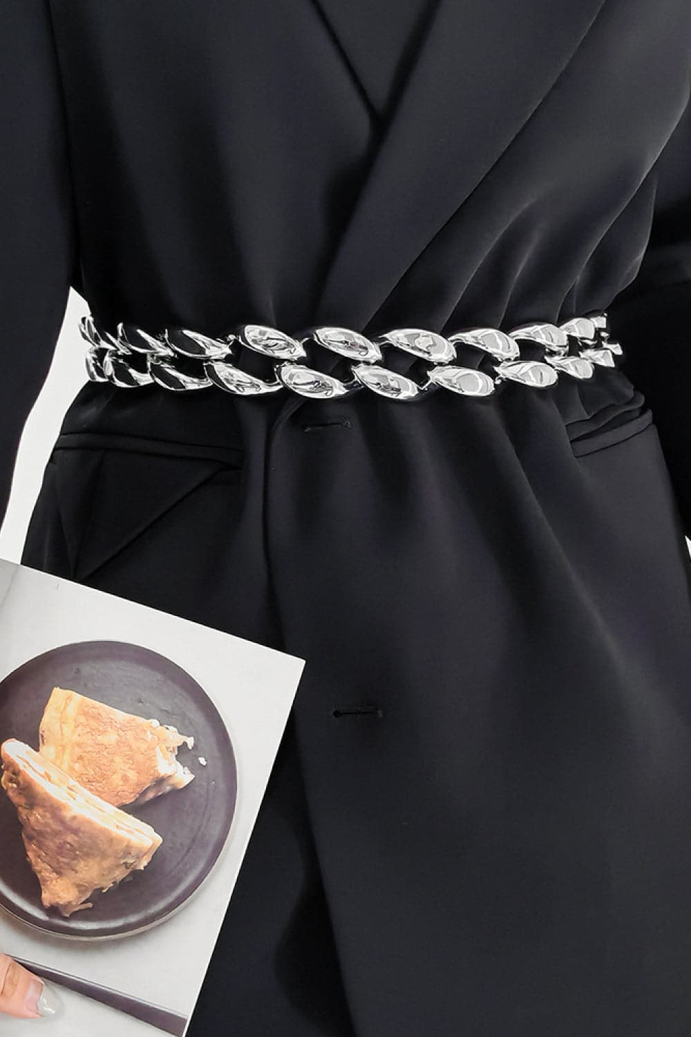 Chic acrylic curb chain belt 1.2 inches width worn over black blazer.