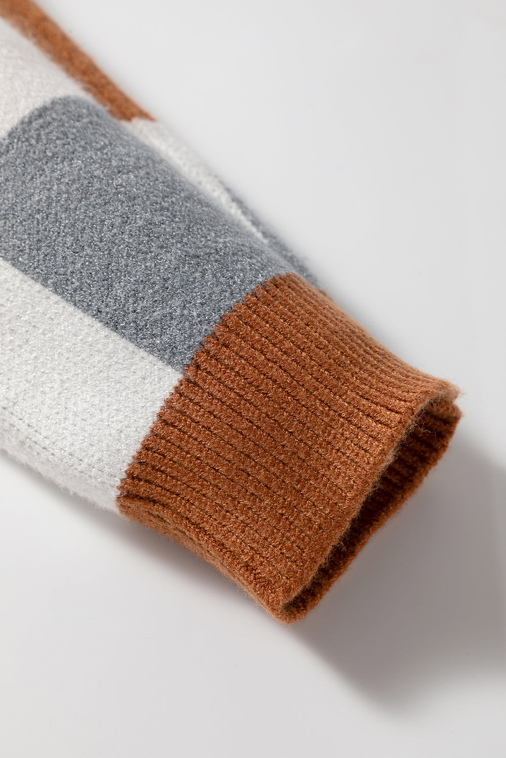 Brown Plus Size Checkered Crewneck Sweater Cozy Knit Dear-Lover Dropshipping