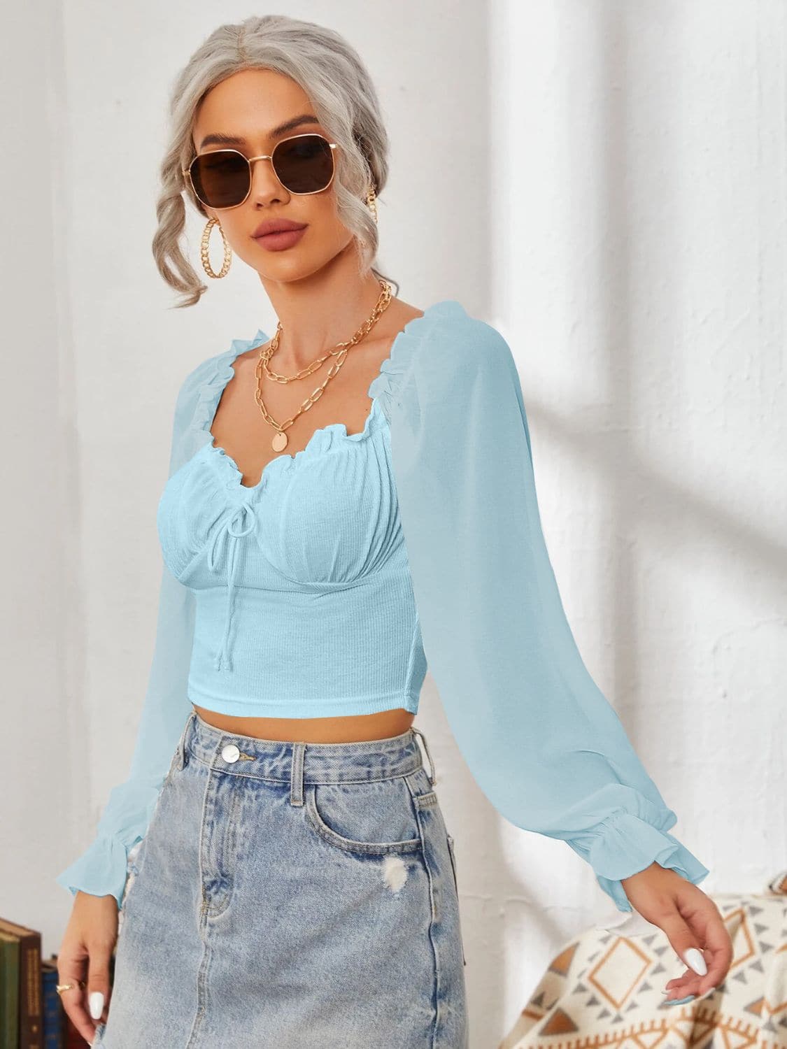 Mesh Sweetheart Neck Flounce Sleeve Top.