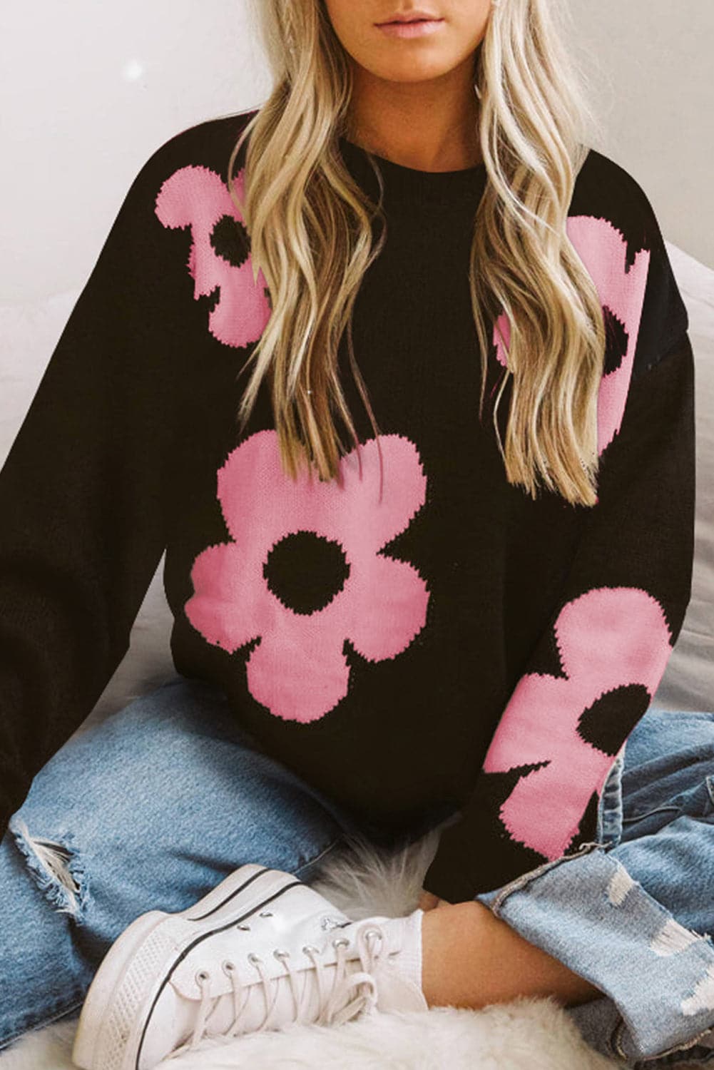 Round Neck Floral Pattern Color Contrast  Design Long Sleeve Sweater.