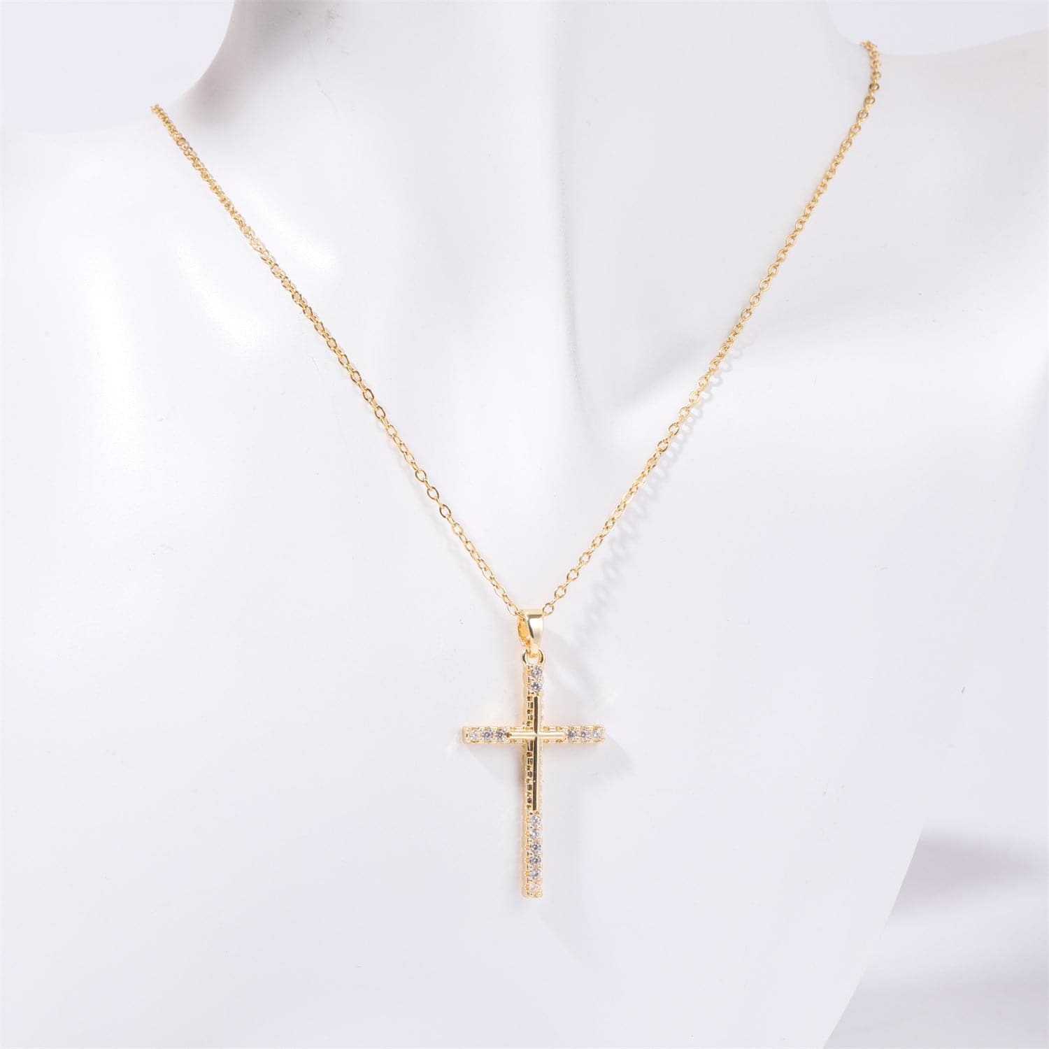 Stainless Steel Inlaid Zircon Cross Necklace.