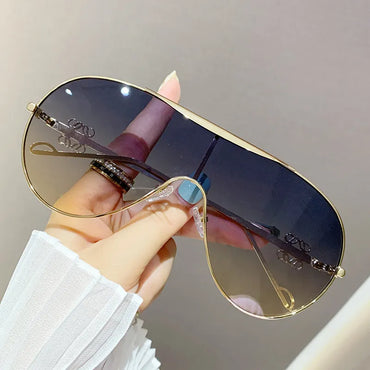 Gradient Aviator Sunglasses With UV400 Polycarbonate Lenses