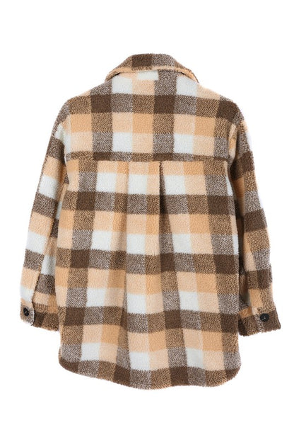 Cozy plaid sherpa jacket with functional pockets