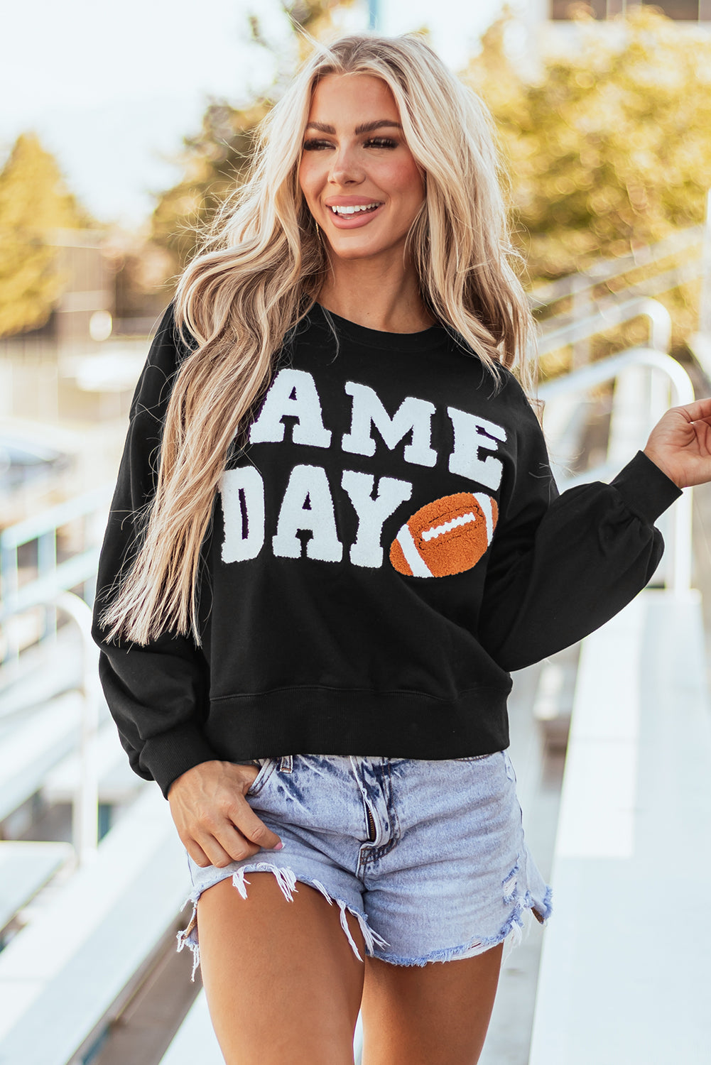 Game day spirit pullover sweatshirt in black