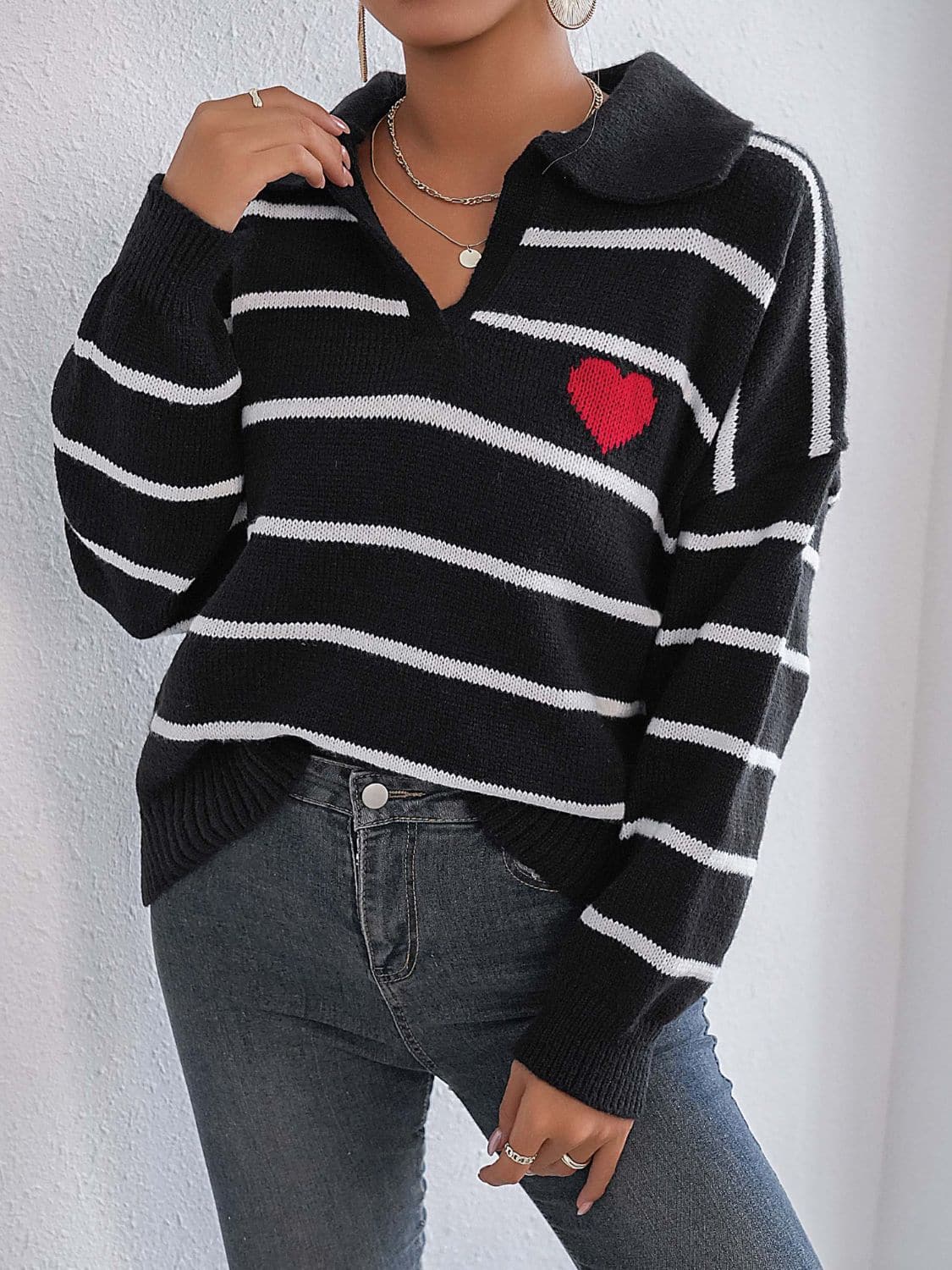 Stylish striped long sleeve sweater with Johnny collar