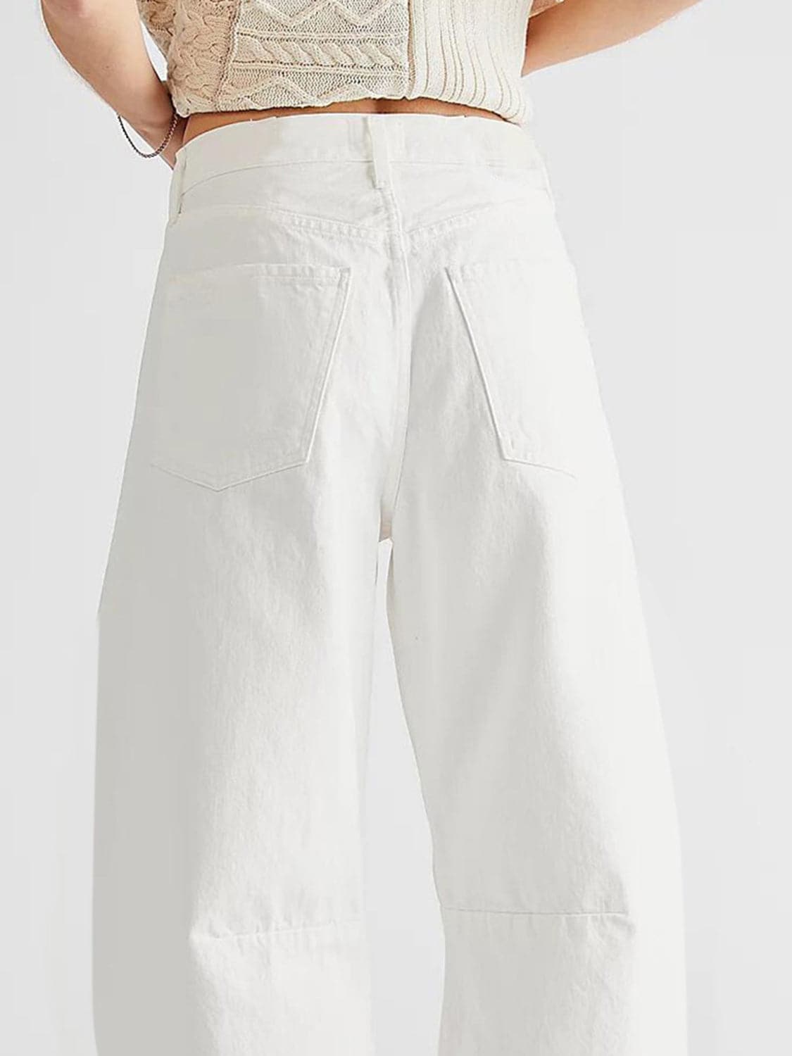 Raw Hem Wide Leg Jeans with Pockets.