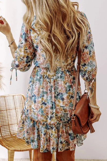 Chic ruffled v-neck dress