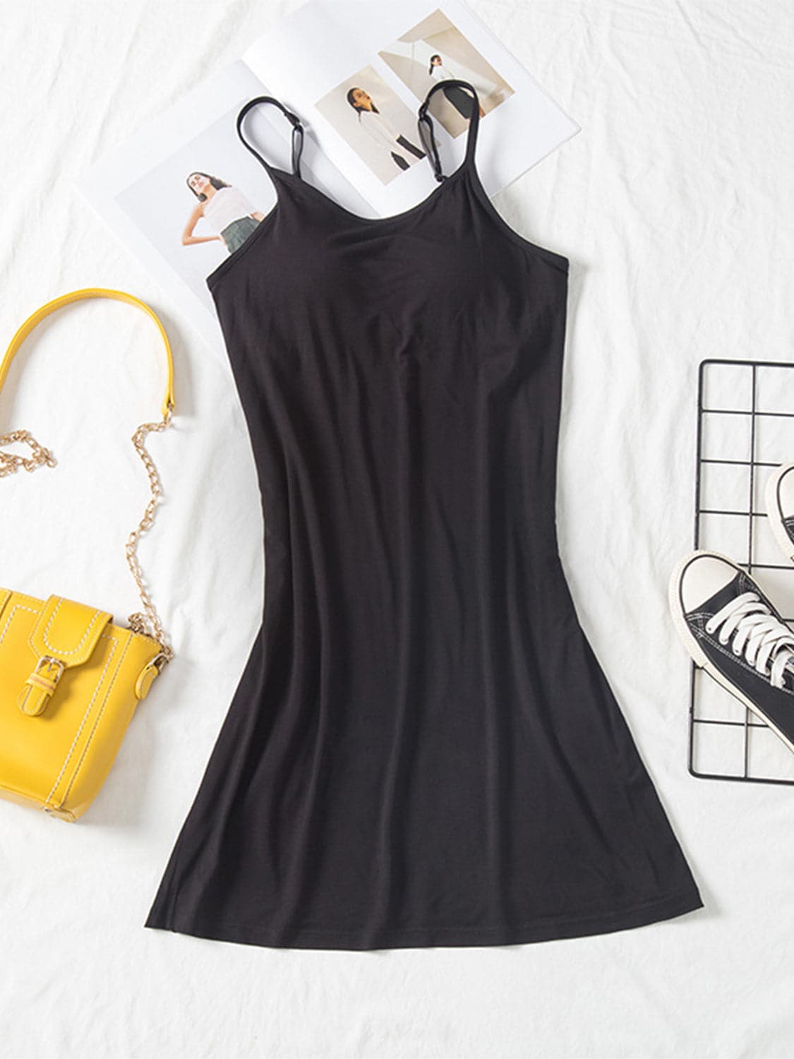 Round Neck Spaghetti Strap Cami Dress with Bra.