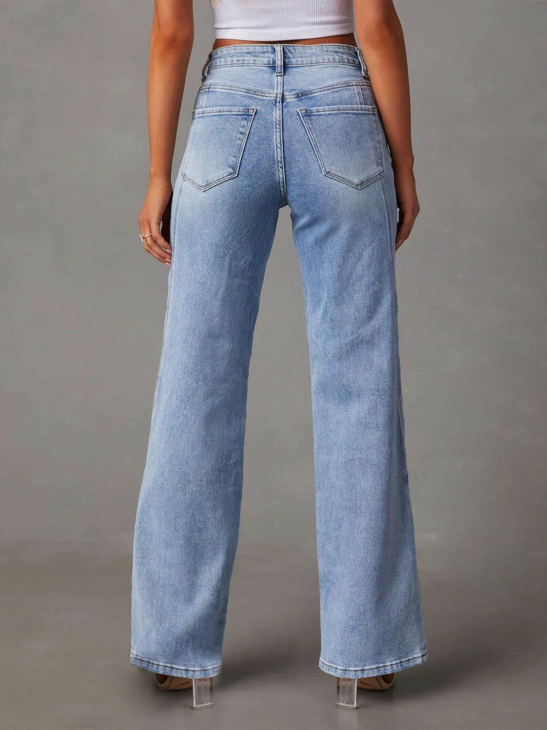 High Waist Straight Jeans with Pockets.