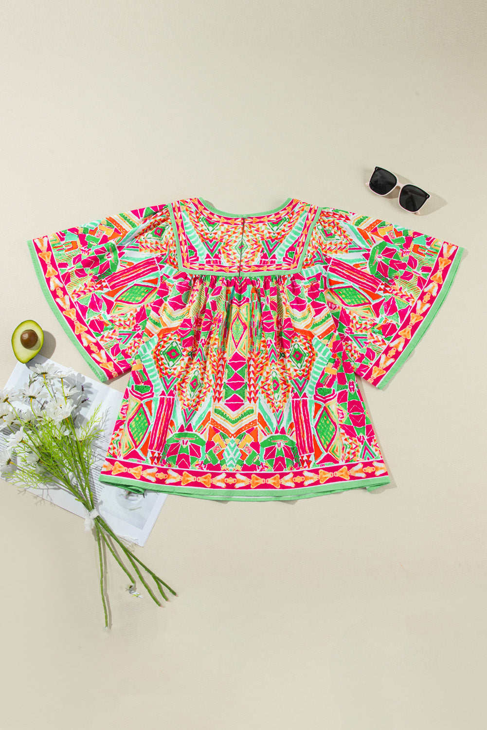 Chic green printed plus size blouse with wide sleeves