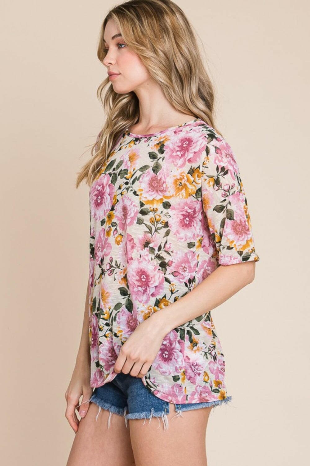 BOMBOM Floral Round Neck T-Shirt.