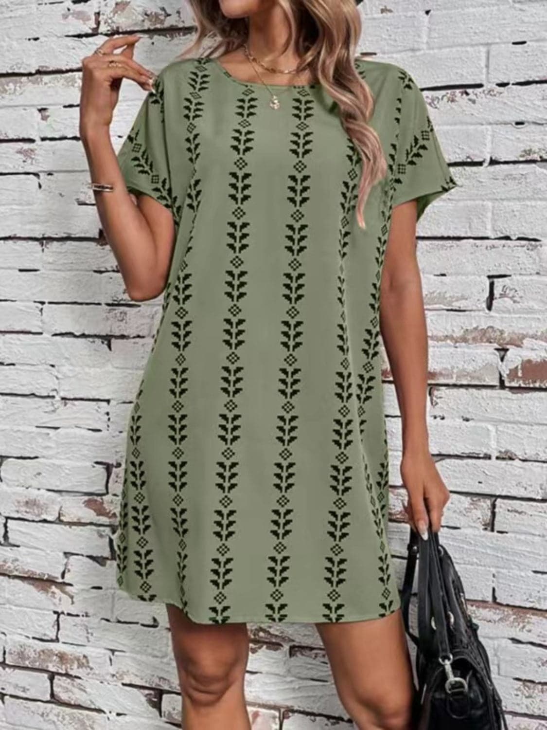 Printed Round Neck Short Sleeve Dress.