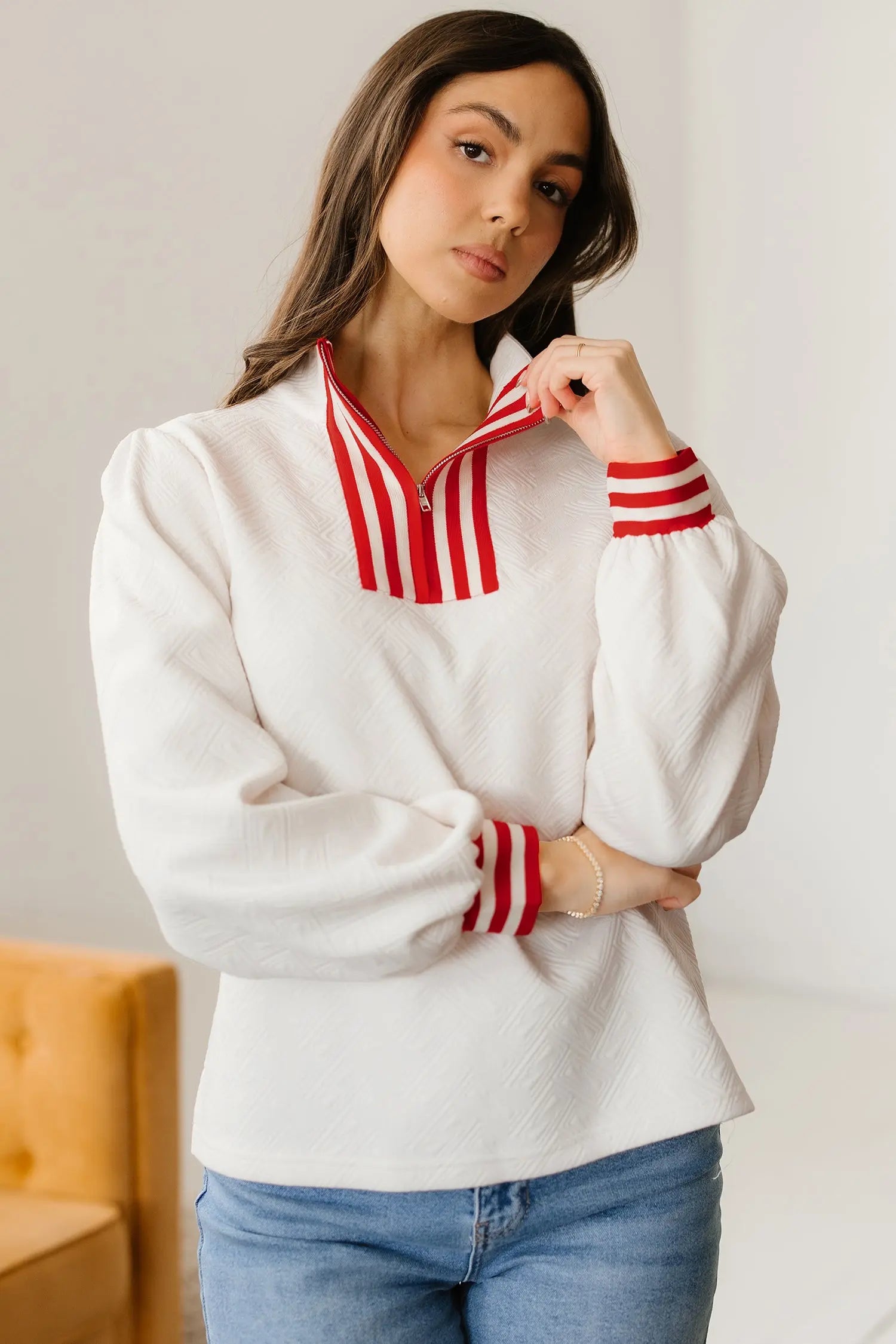 White Textured Knit Zipped Collar Pullover With Striped Contrast Accent Dear-Lover Dropshipping