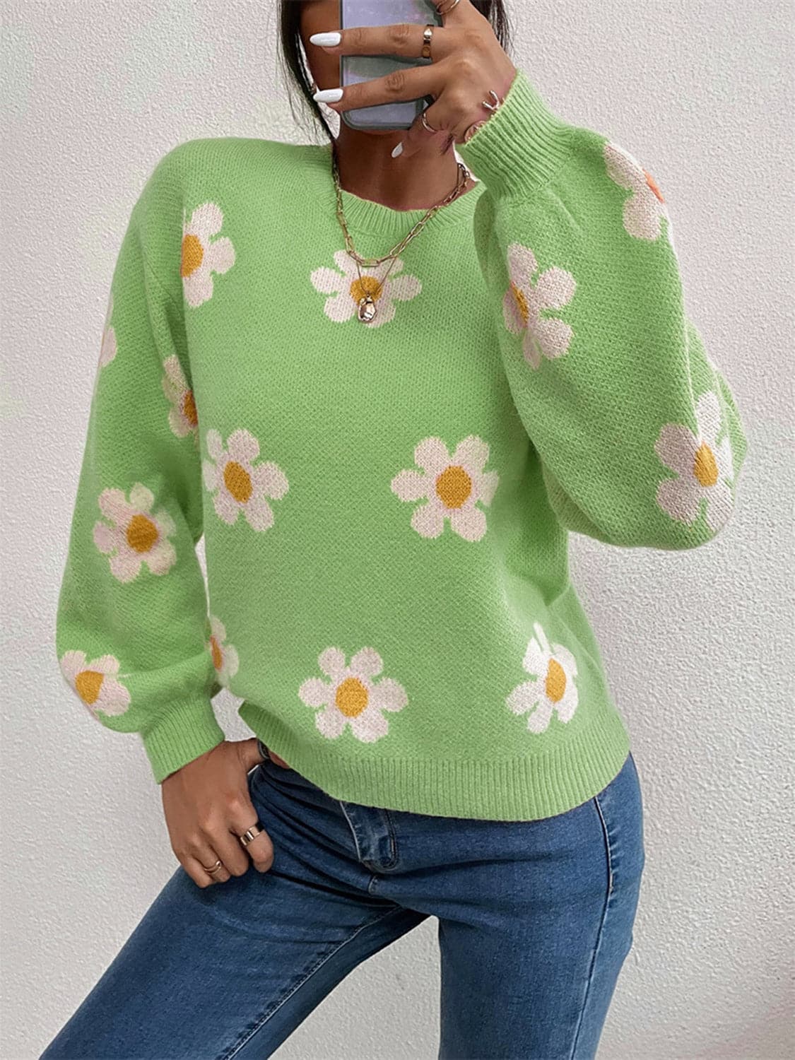 Flower Round Neck Latern Sleeve Sweater.