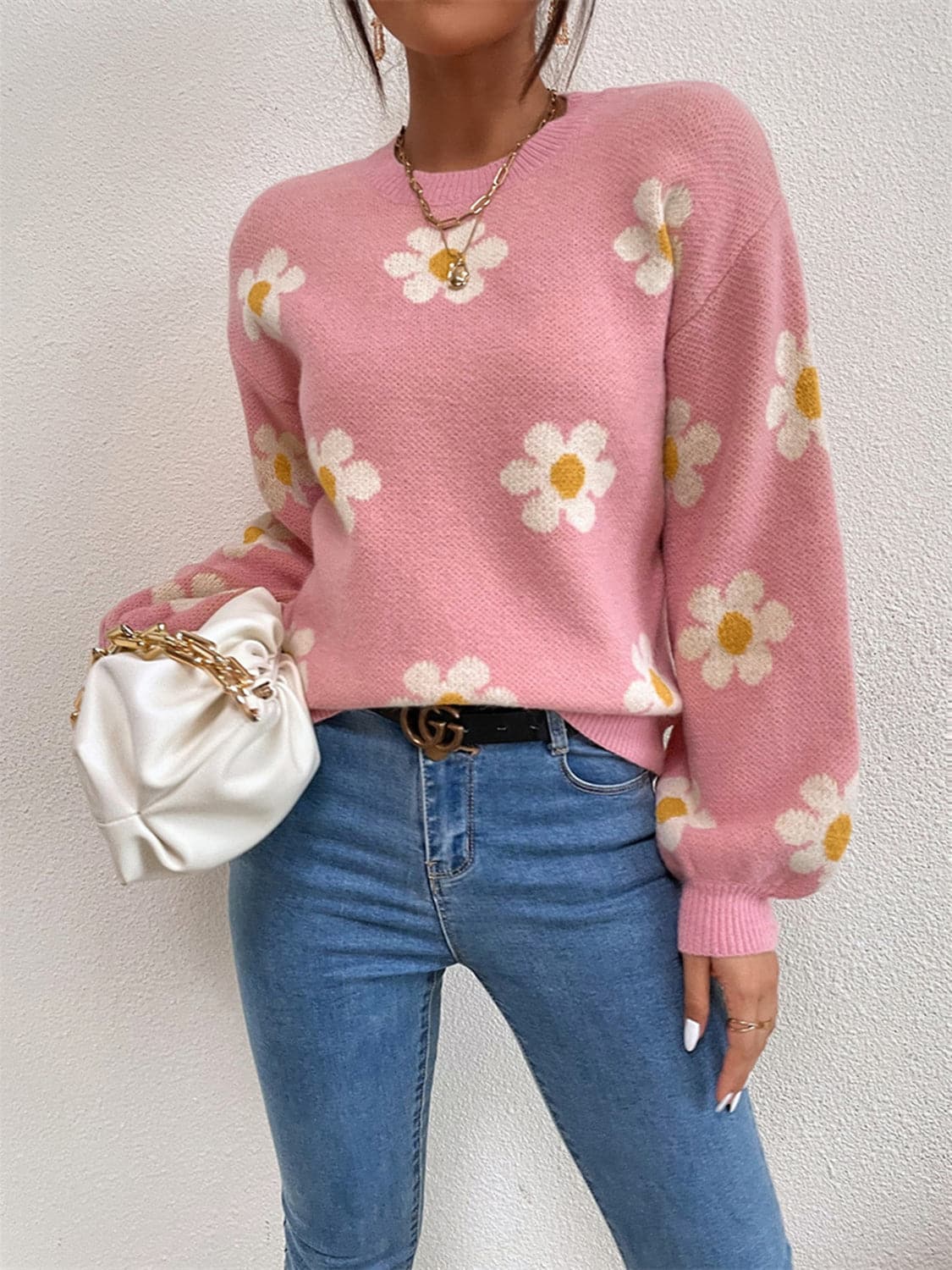 Flower Round Neck Latern Sleeve Sweater.