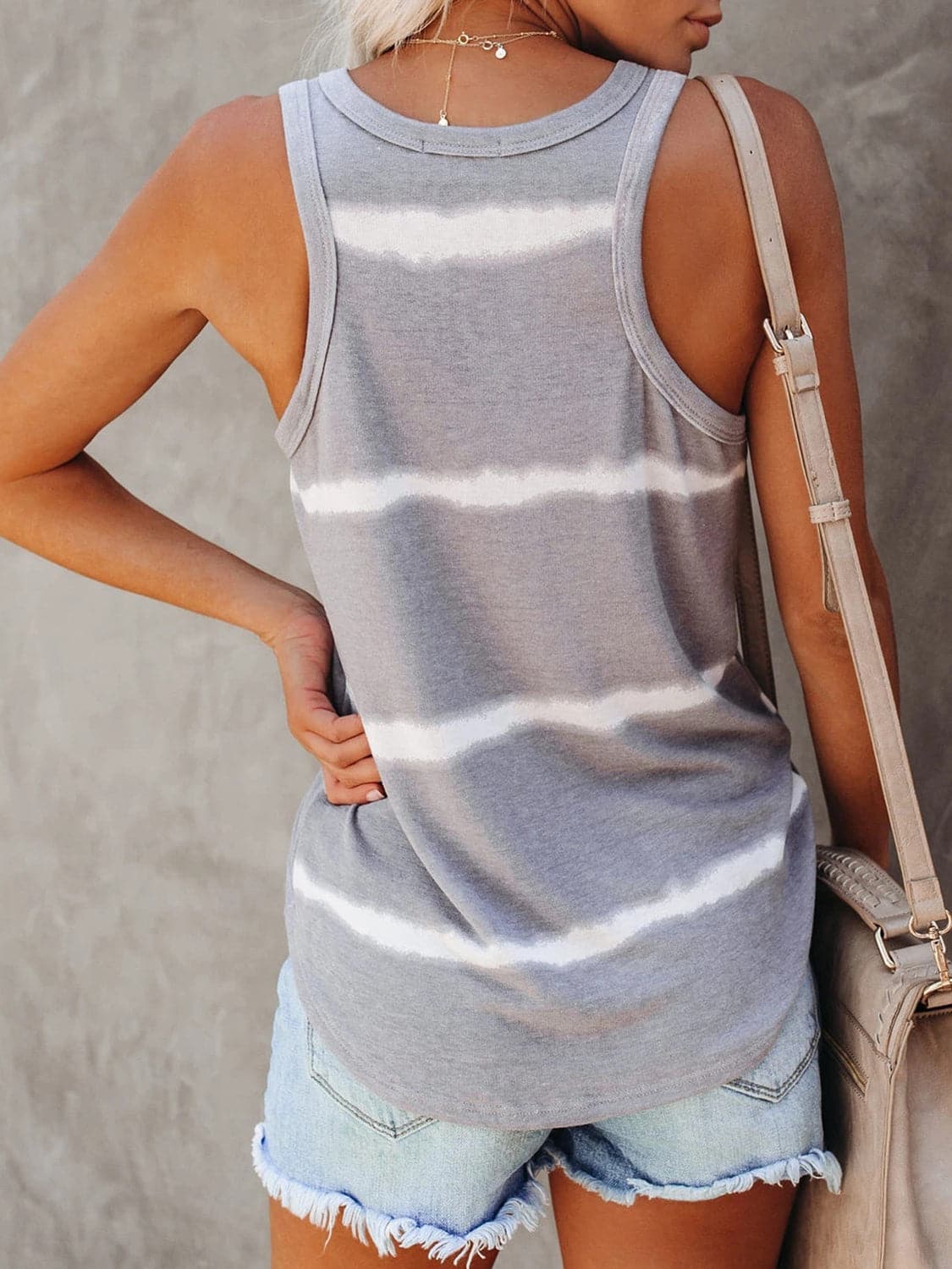 Full Size Tie-Dye Round Neck Tank.