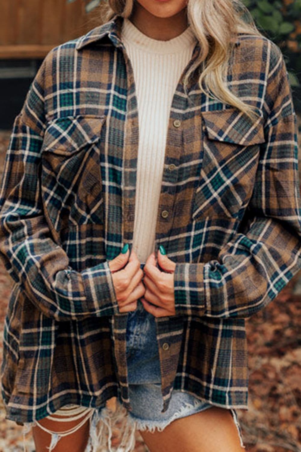 Plaid Button Up Long Sleeve Jacket.