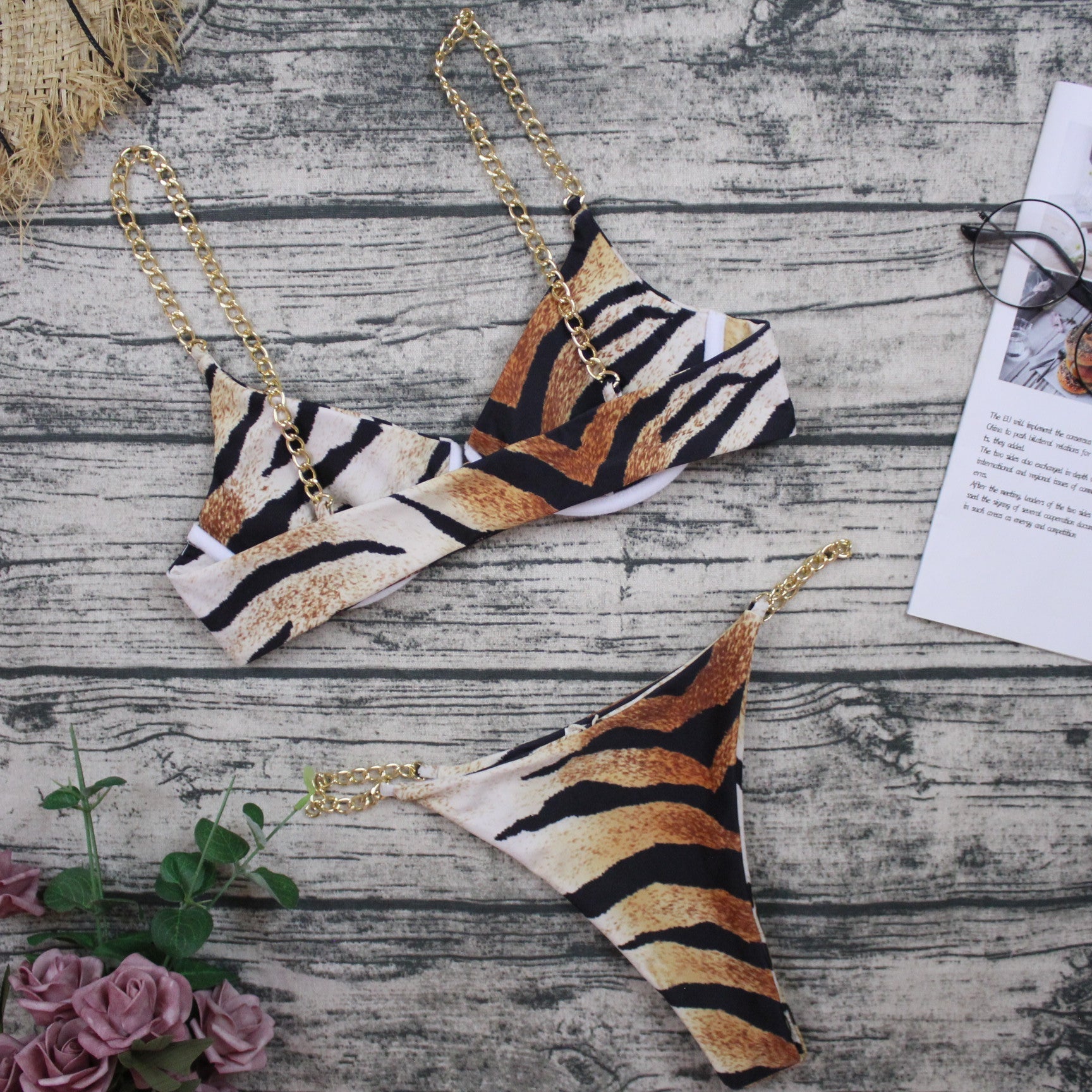 Chain Bikini Sexy Plain Split Swimsuit Pin Buckle Swimsuit Bella Mia