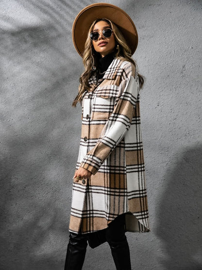 Plaid collared long sleeve coat