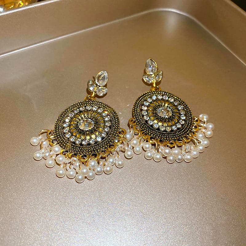 Sparkling Rhinestone Dangle Earrings in Alloy